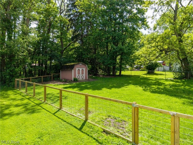 3510 Wadsworth Road, Norton, OH - Photo 4