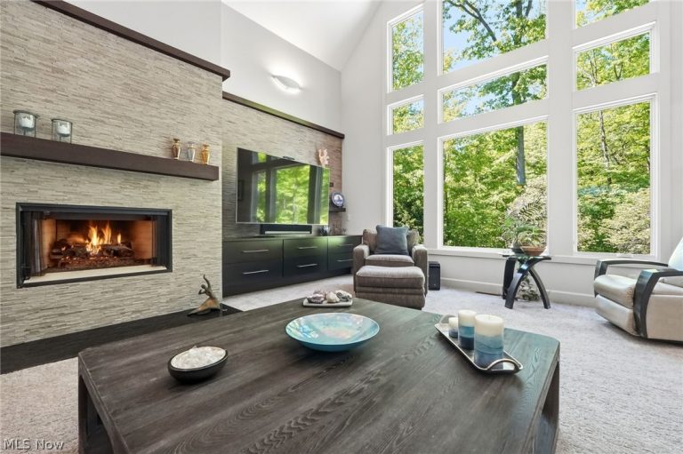 7230 Brighton Park Court, Chagrin Falls, OH - Photo 6
