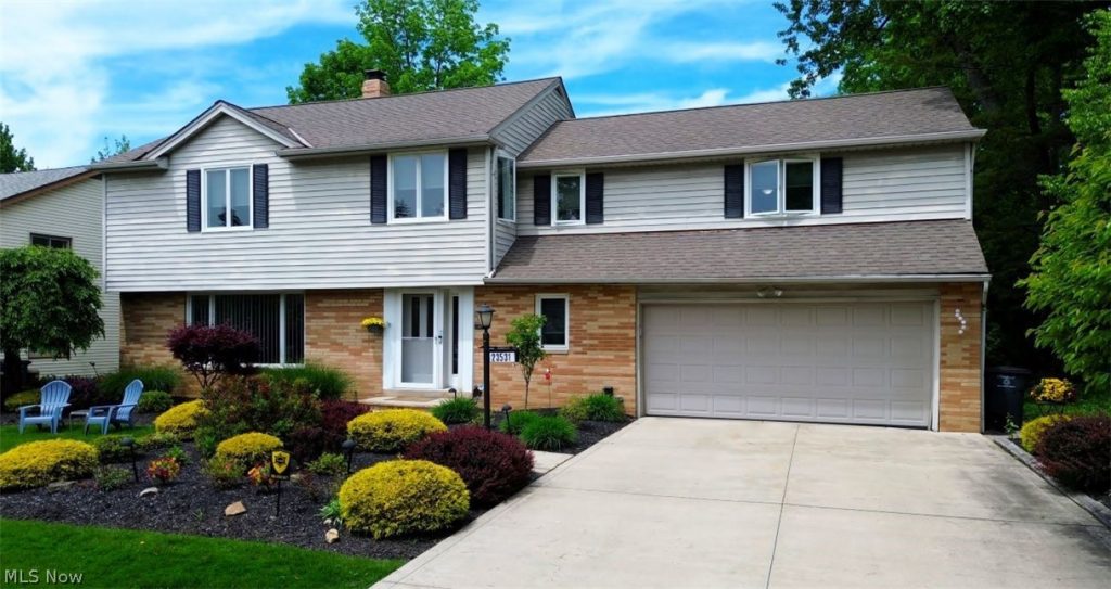23531 Wendover Drive, Beachwood, OH