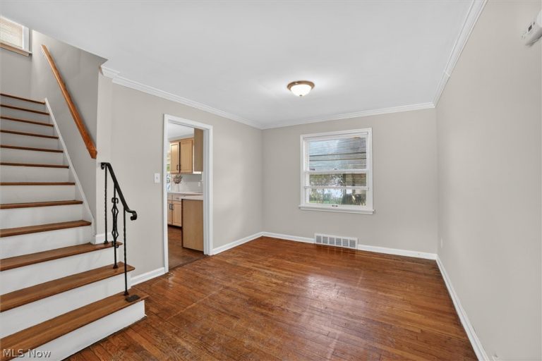 3705 Brinkmore Road, Cleveland Heights, OH - Photo 5