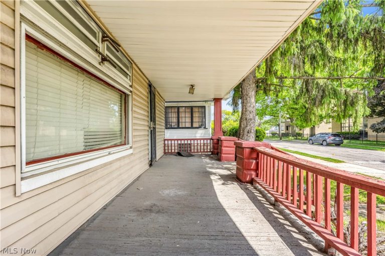 4086 141st Street, Cleveland, OH - Photo 3