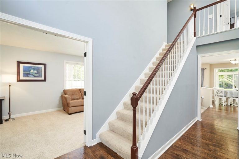 2952 Greenspire Lane, Fairlawn, OH - Photo 3