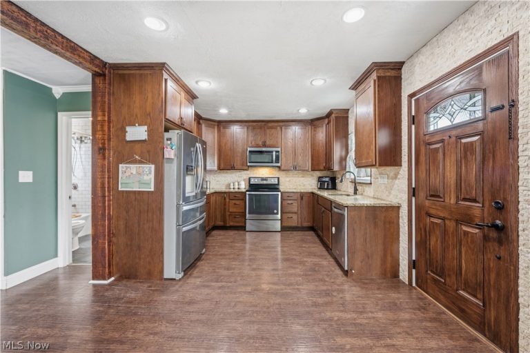 529 Park Avenue, New Philadelphia, OH - Photo 8