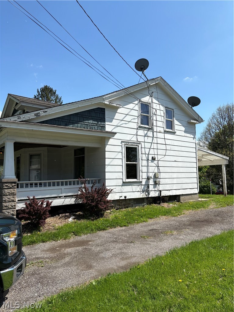 2918 High Street, Rock Creek, OH - Photo 2