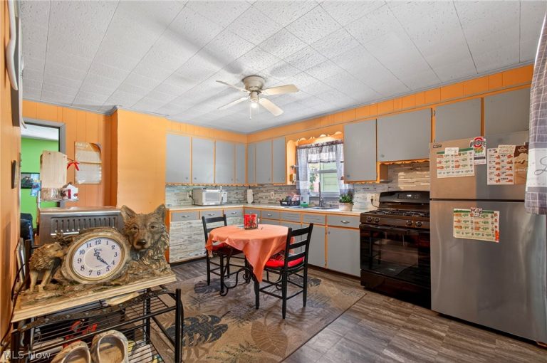 630 Walnut Road, Massillon, OH - Photo 4
