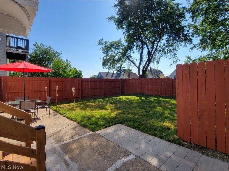 3594 60th Street, Cleveland, OH - Photo 5