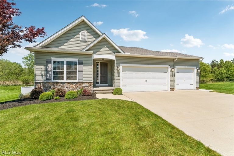 9261 Sugarbush, Mentor, OH - Photo 3