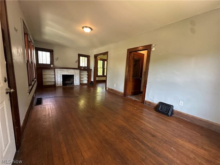 1438 Rowland Avenue, Canton, OH - Photo 4