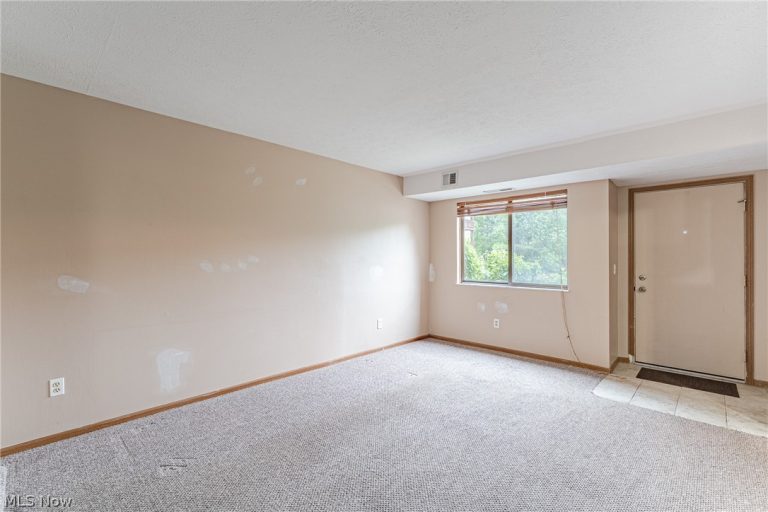 1440 Cedarwood Drive #B, Westlake, OH - Photo 5