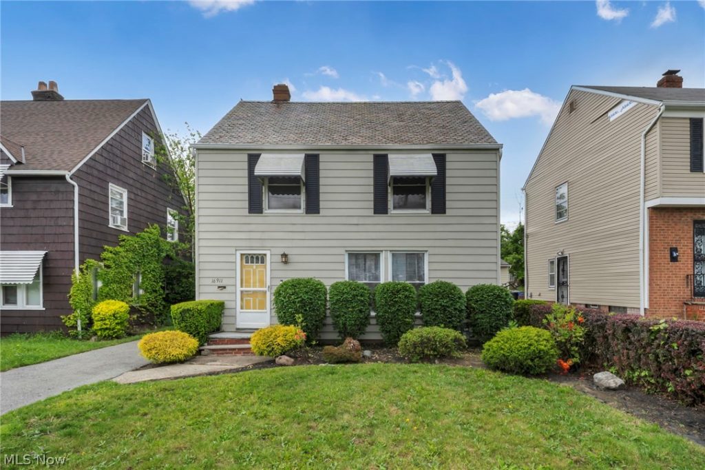 16911 Throckley Avenue, Cleveland, OH