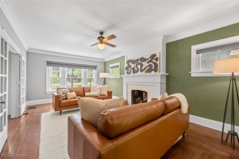 207 Casterton Avenue, Akron, OH - Photo 6