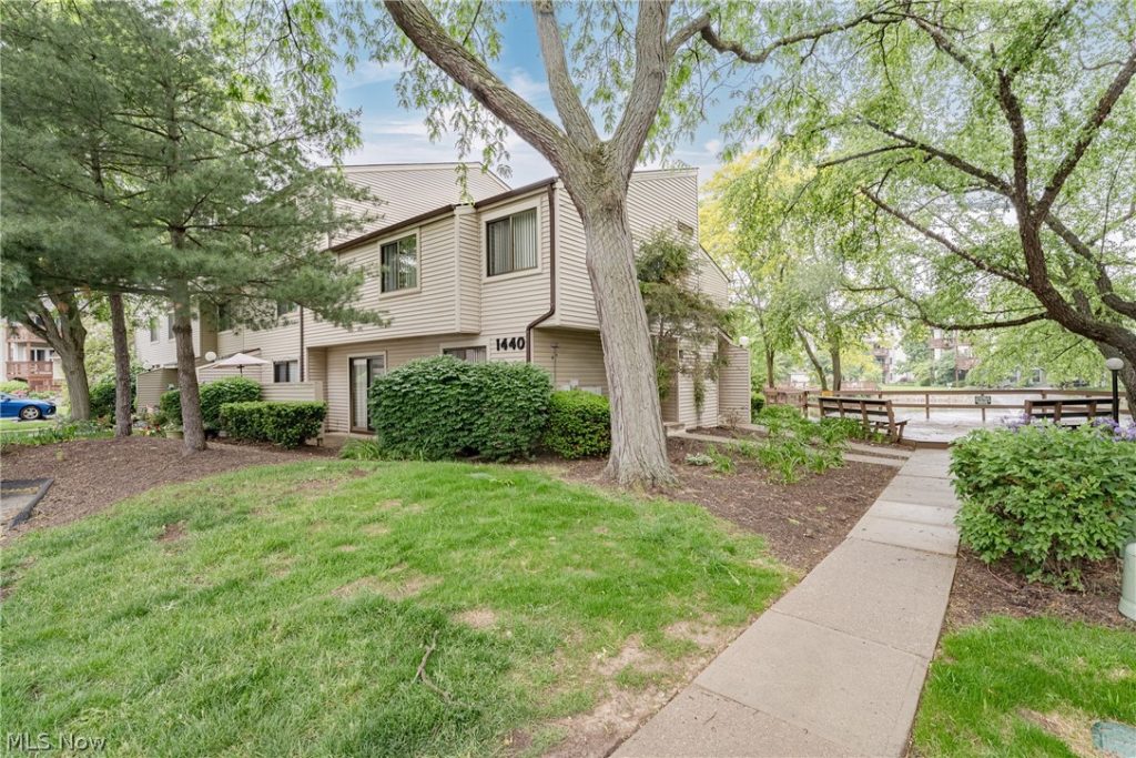 1440 Cedarwood Drive #B, Westlake, OH