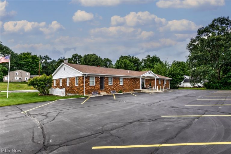 400 Main Street #L6, Canfield, OH - Photo 8