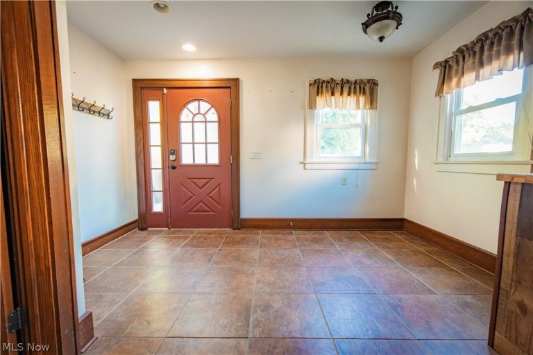 1564 Cascade, Youngstown, OH - Photo 8