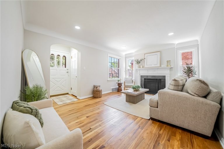 14531 Orchard Park Avenue, Cleveland, OH - Photo 3