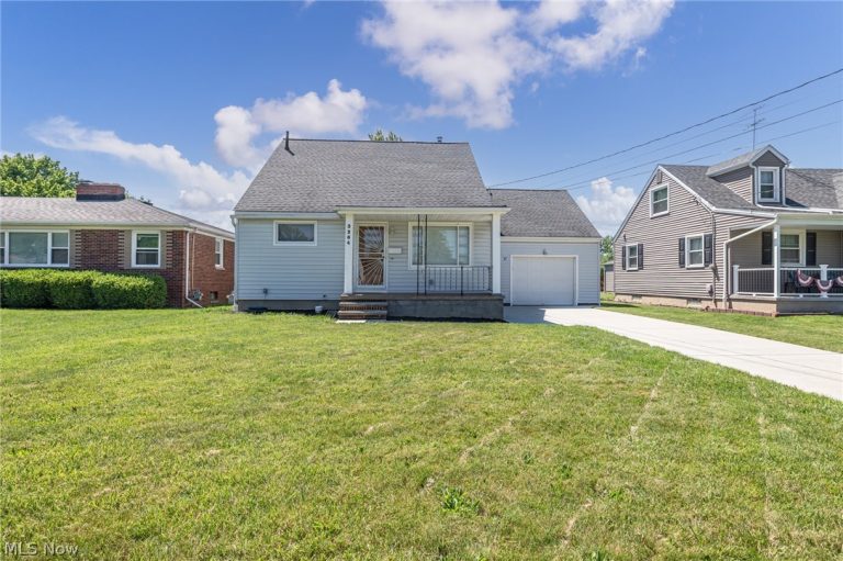 3264 Estelle Avenue, Lorain, OH - Photo 3