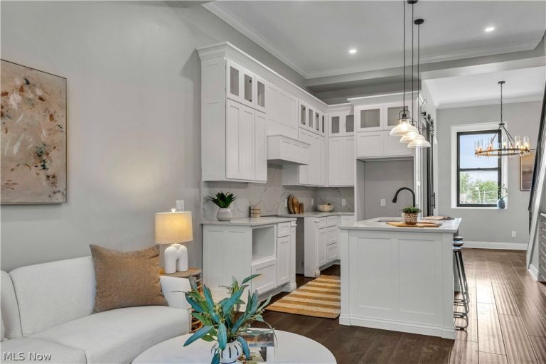 2130 42nd Street #4, Cleveland, OH - Photo 2
