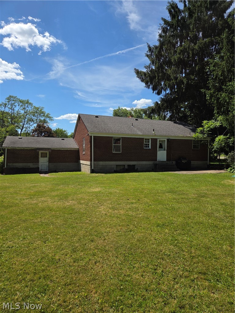 29 Philrose Lane, Poland, OH - Photo 4
