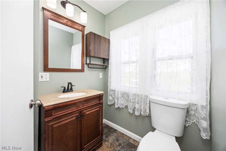 964 Northview Avenue, Barberton, OH - Photo 8