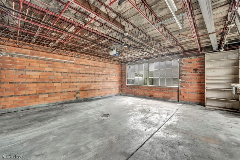 3658 138th Street, Cleveland, OH - Photo 8