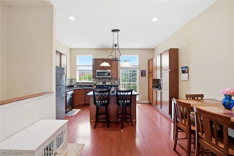6 Grandview Drive, Rocky River, OH - Photo 6