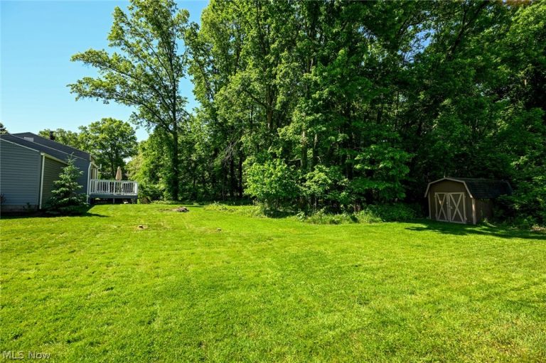 4092 Hummingbird Trail, Stow, OH - Photo 5