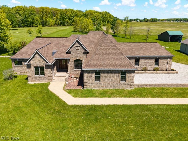 51488 Peck Wadsworth Road, Wellington, OH - Photo 4