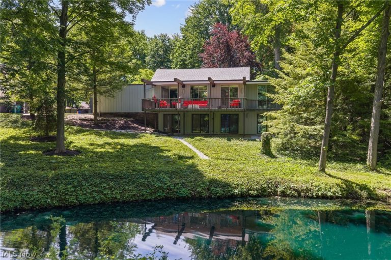 9339 Canterbury Lane, Mentor, OH - Photo 4