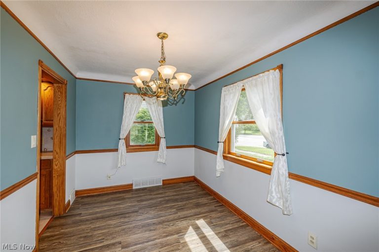 6136 Canterbury Road, Parma, OH - Photo 6