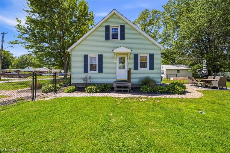 2027 16th Street, Ashtabula, OH - Photo 2