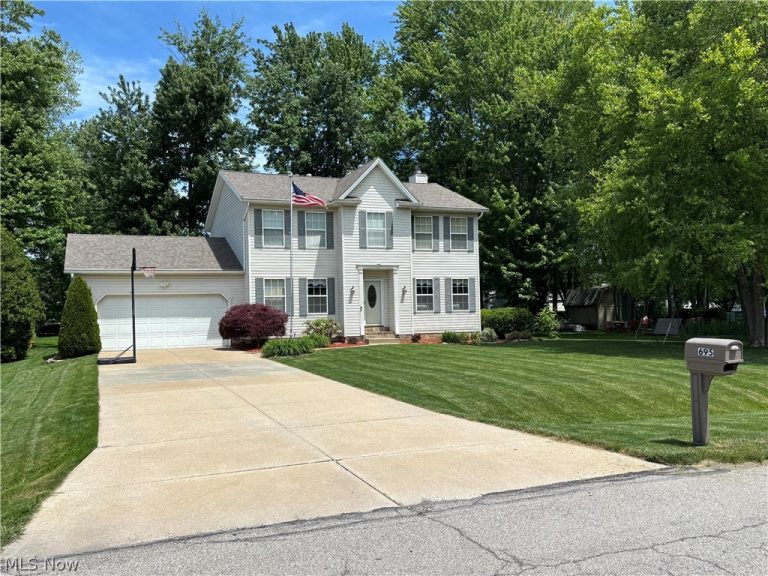695 Meadowlark Road, Painesville, OH - Photo 2