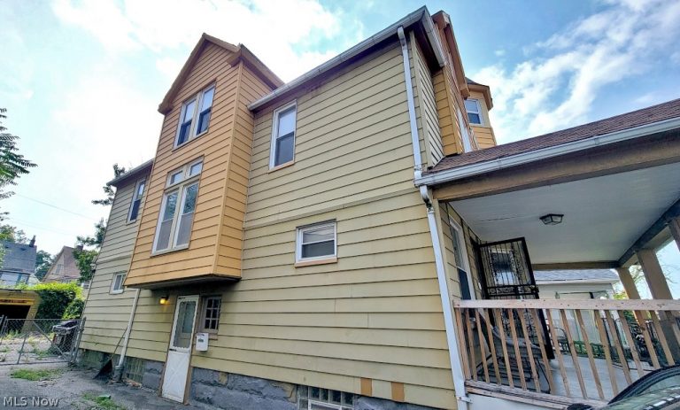 1848 Stanwood Road, East Cleveland, OH - Photo 2