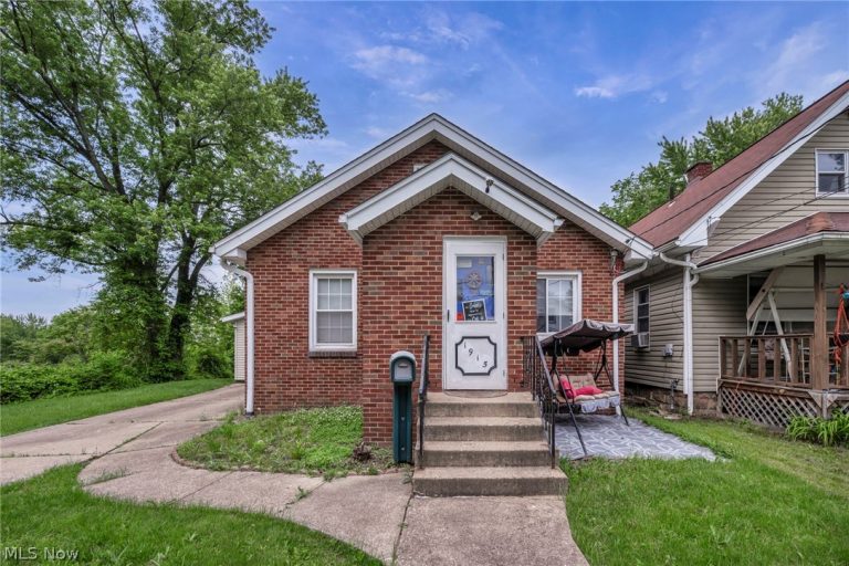 1915 4th Street, Canton, OH, 44704