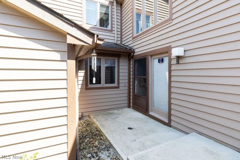 3 Hanover Lane, Beachwood, OH - Photo 3