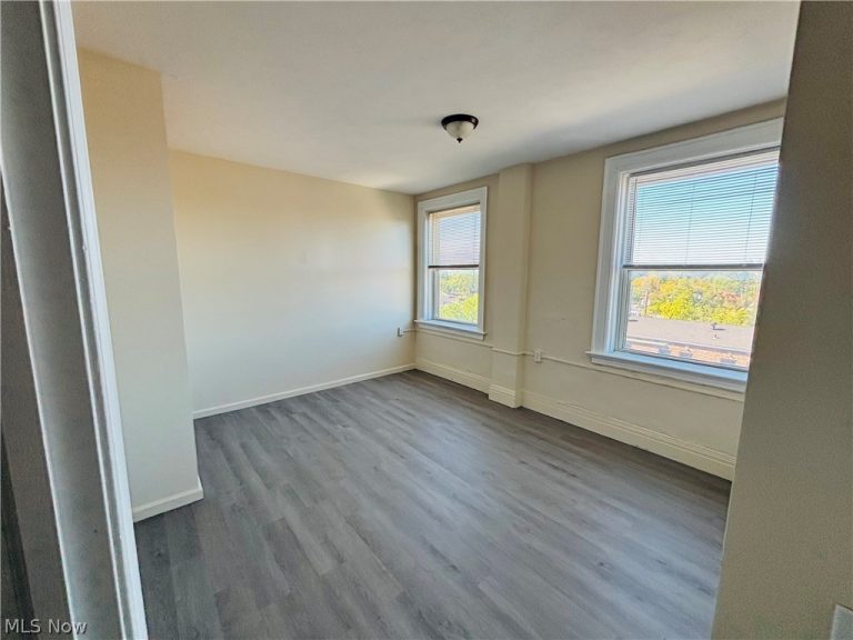 5644 Broadway Avenue #602, Cleveland, OH - Photo 6