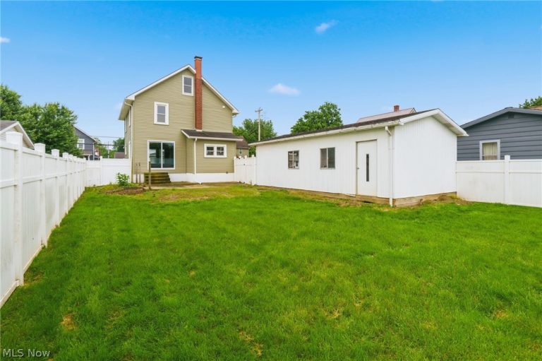 324 Line Street, Minerva, OH - Photo 6