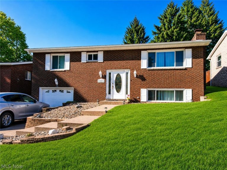 1121 21st Street, Vienna, WV, 26105