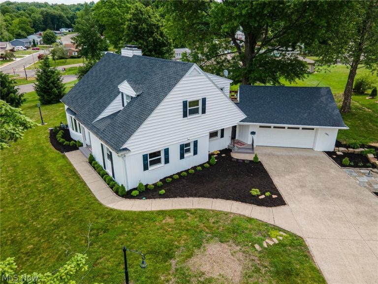 1691 Knob Hill Drive, Coshocton, OH - Photo 6