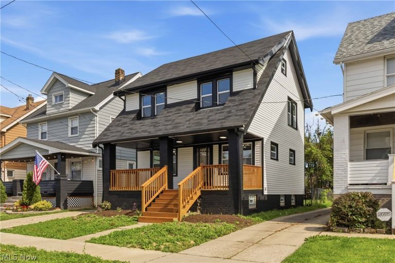 18815 Arrowhead Avenue, Cleveland, OH, 44119