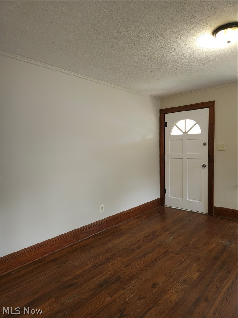 578 Plum Avenue, Akron, OH - Photo 3