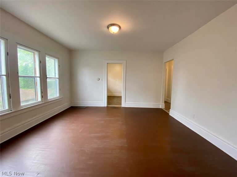 400 Cloverdale Avenue #UP, Akron, OH - Photo 3