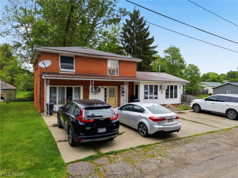 221 Tower Street, Beach City, OH - Photo 3