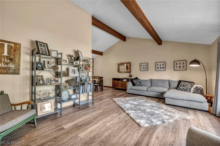 27020 Sleepy Hollow Drive, Westlake, OH - Photo 2