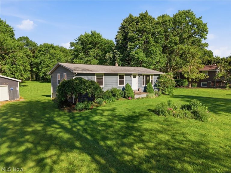 2693 Mahan Denman Road, Bristolville, OH - Photo 5