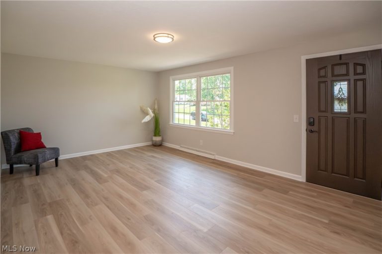 11391 Michelle Drive, Canal Fulton, OH - Photo 6