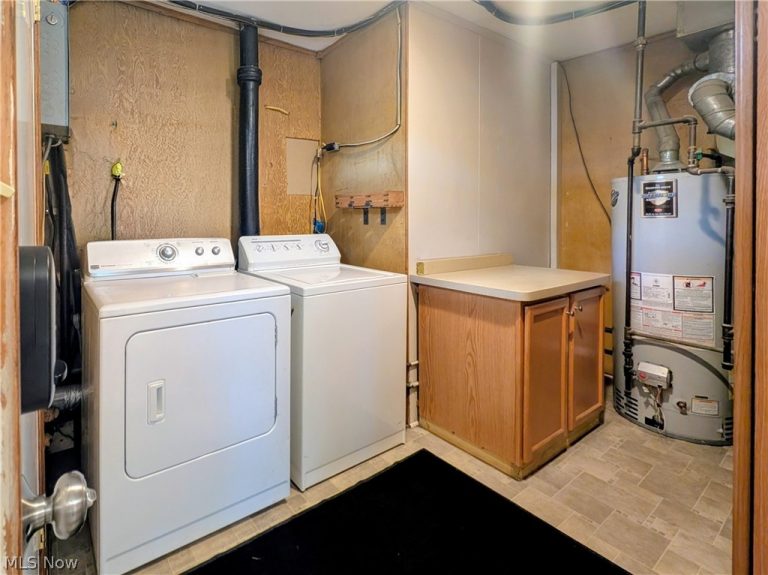 50 Circle Drive, Medina, OH - Photo 8