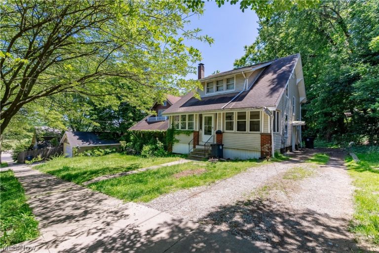 628 Lakemont Avenue, Akron, OH - Photo 4