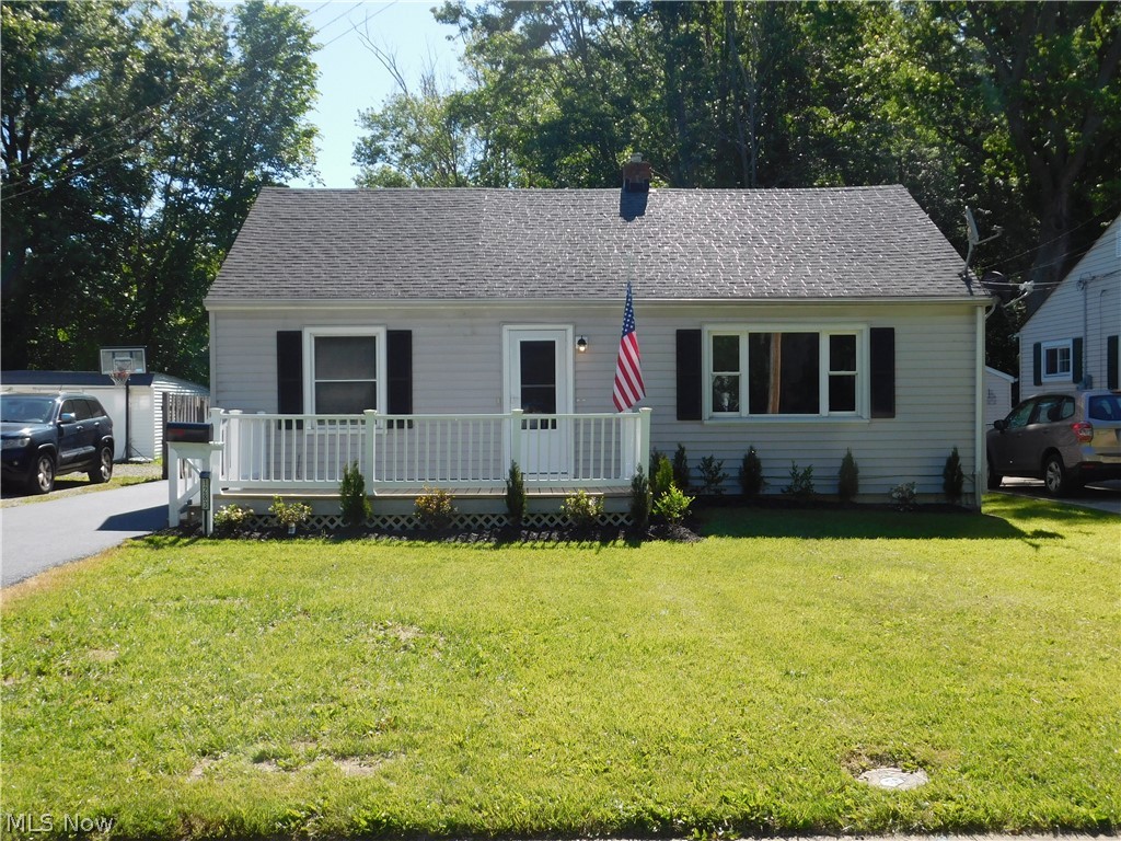 1283 Waverly Road, Eastlake, OH