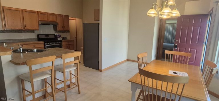 2197 Brittany Boulevard, Brunswick, OH - Photo 2
