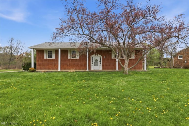 3252 Dellwood Avenue, Canton, OH - Photo 2